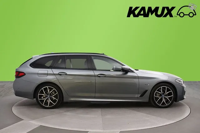 BMW 530 G31 Touring 530e xDrive M Sport / Adapt. Vakkari / Panoraama / 360-Kamera / Harman/Kardon / / Image 2